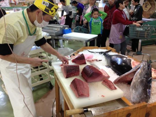 マグロ解体